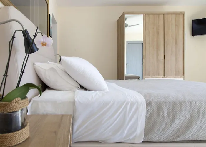 Sappho Boutique * Vasiliki (Lefkada)