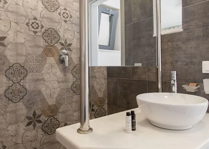 Sappho Boutique * Vasiliki (Lefkada)